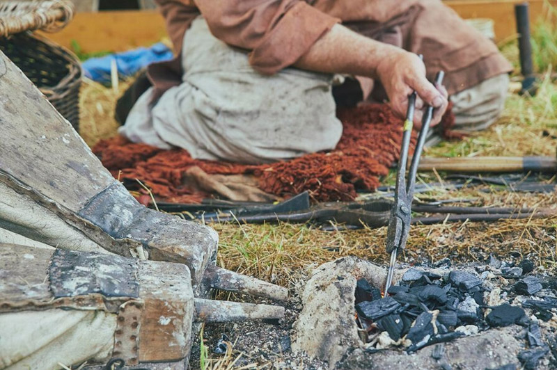 Dream about Bellow interpretation