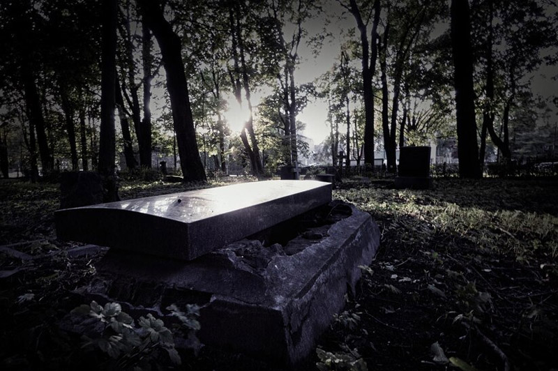 Dream about Bury interpretation