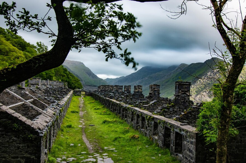 Dream about Barracks interpretation