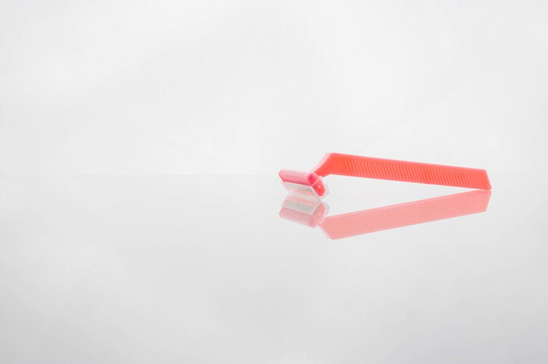 Dream about Razor interpretation