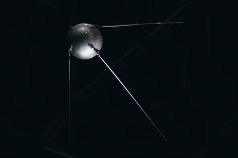 Dream about Sputnik interpretation