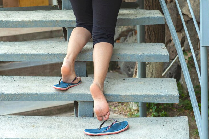 Dream about Slip interpretation