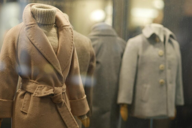 Dream about Long coat interpretation