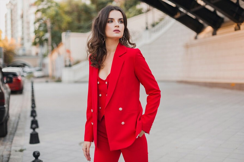 Dream about Donning Red Clothes interpretation