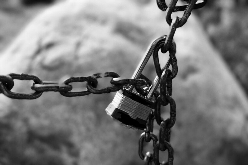 Dream about In Chains interpretation