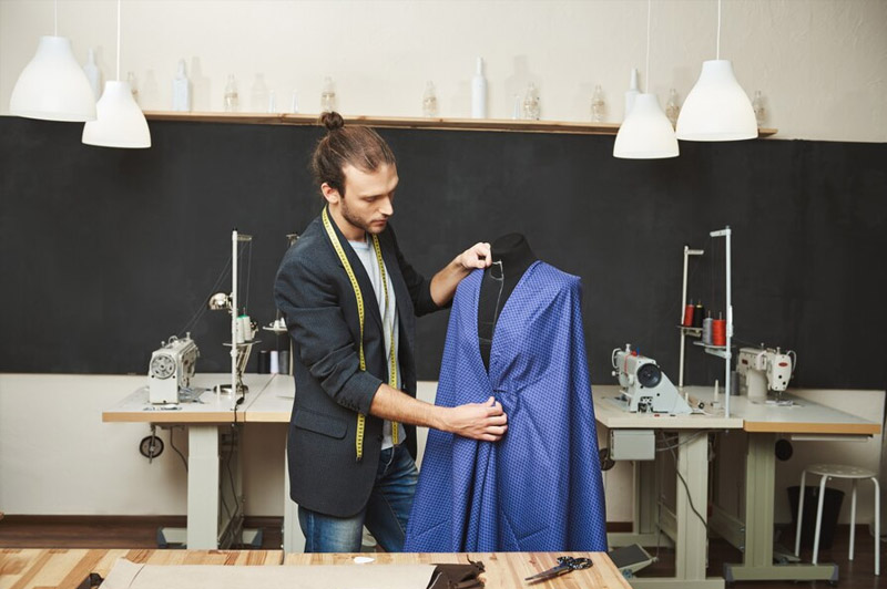 Dream about Sewing the Clothes of One’s Wife interpretation