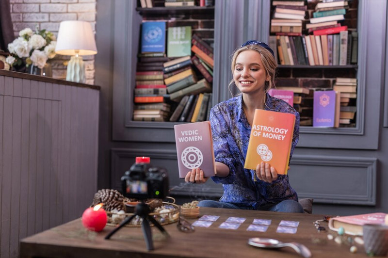 Dream about Story Teller interpretation